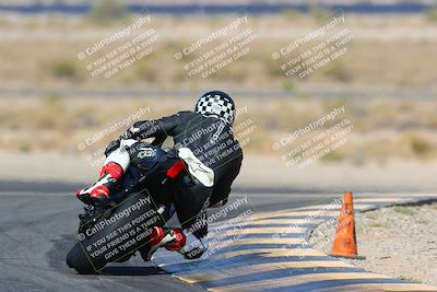 media/Apr-10-2022-SoCal Trackdays (Sun) [[f104b12566]]/Turn 11 Backside (945am)/